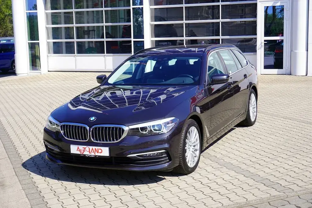 Gebraucht BMW 520 Sport Line 190 PS (139 kW) 2020 Grau Kombi