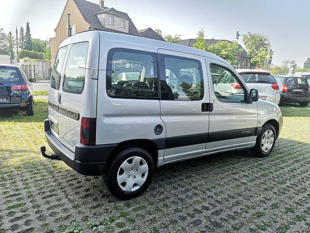 Gebraucht Citroën Berlingo Advance 75 PS (55 kW) 2005 Lackierung aluminiumgrau/meta Van / Kleinbus