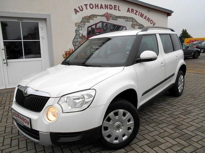 Weiß Gebraucht 2013 Skoda Yeti Plus Edition SUV | 7.949 € (Guter Preis) - Bild 1/4