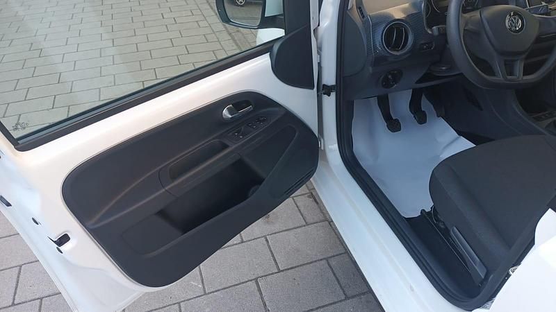 Gebraucht VW up! 60 PS (44 kW) 2016 Weiß Kleinwagen