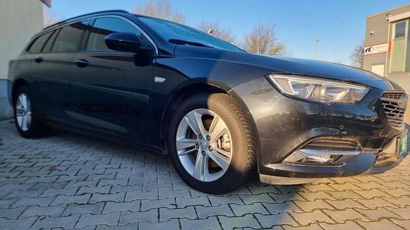 Gebraucht Opel Insignia 170 PS (125 kW) 2018 Schwarz Kombi