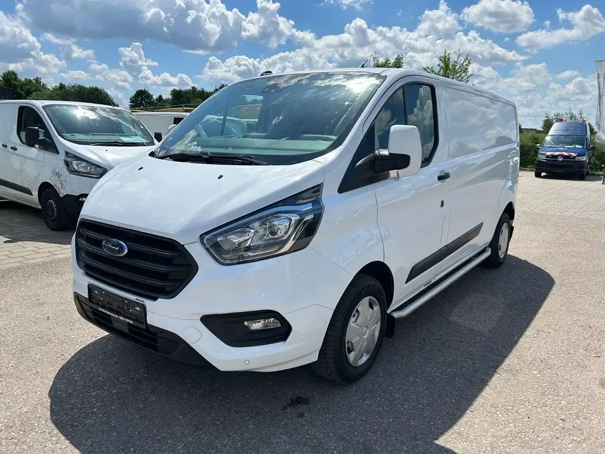 Gebraucht Ford Transit Custom 105 PS (77 kW) 2022 Weiß Van / Kleinbus