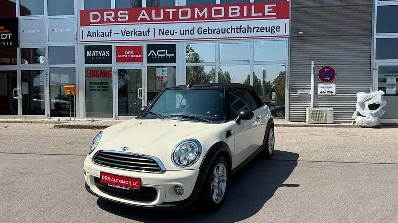 Weiß Gebraucht 2015 Mini One Cabriolet Cabrio | 10.990 € (Fairer Preis) - Bild 1/4