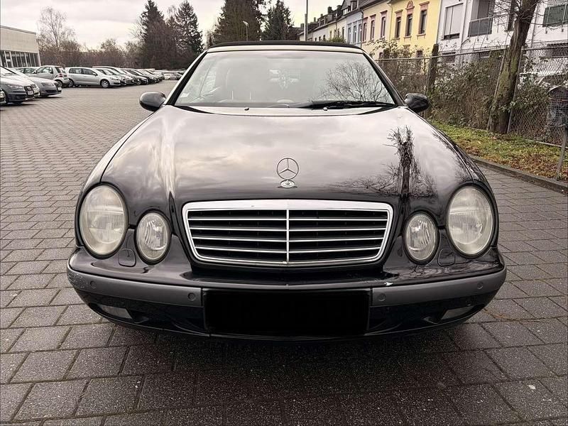 Gebraucht Mercedes CLK320 Elegance 218 PS (160 kW) 1998 Schwarz Cabrio