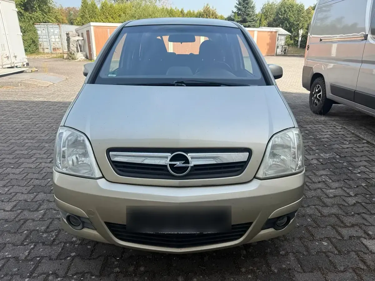 Gebraucht Opel Meriva 105 PS (77 kW) 2009 Gold Van / Kleinbus
