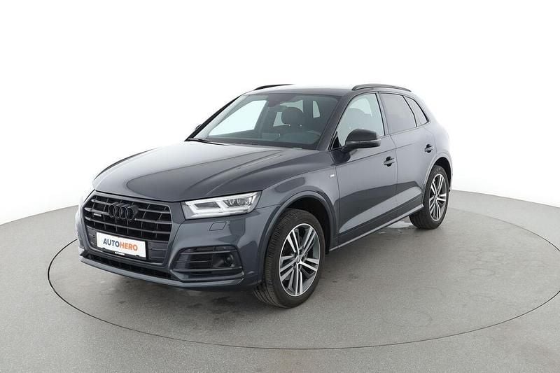 Grau Gebraucht 2019 Audi Q5 Sport SUV | 26.220 € (Guter Preis) - Bild 1/3