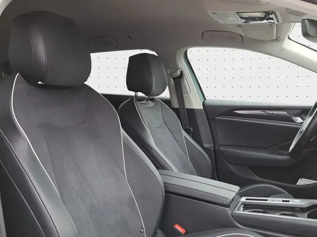 Gebraucht VW Passat Business 150 PS (110 kW) 2025 Grün Limousine