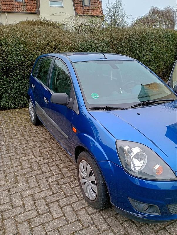 Gebraucht Ford Fiesta 2008 Blau Kleinwagen