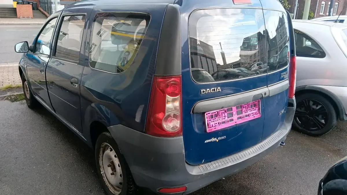Używany Dacia Logan 75 KM (55 kW) 2009 Niebieski Kombi