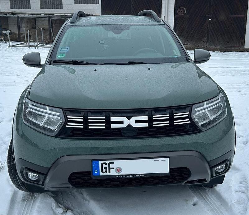 Grün Gebraucht 2023 Dacia Duster Journey SUV | 18.500 € (Guter Preis) - Bild 1/4