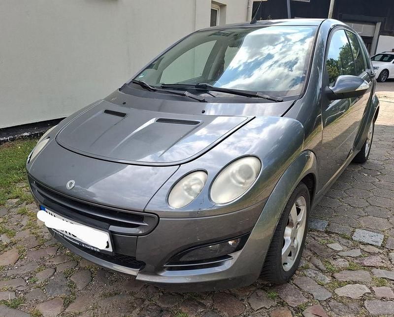 Silber Gebraucht 2005 Smart ForFour Pure Limousine | 999 € (Superpreis) - Bild 1/2