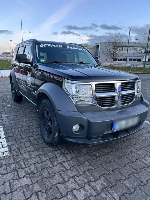 Gebraucht Dodge Nitro 177 PS (130 kW) 2007 Schwarz SUV