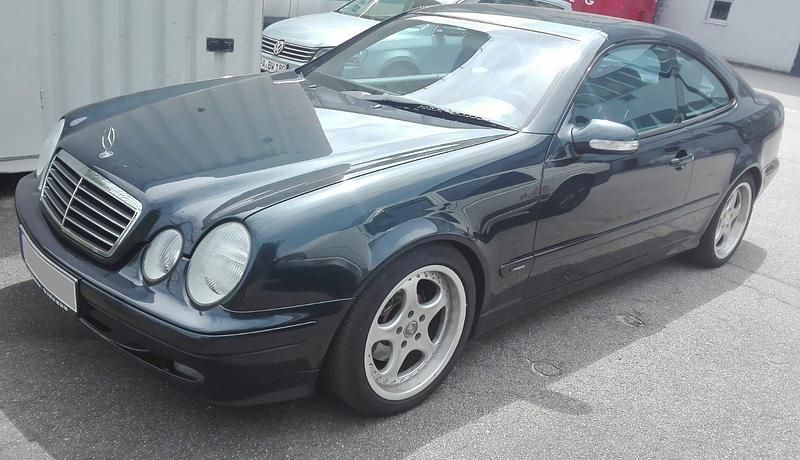 Gebraucht Mercedes CLK200 136 PS (100 kW) 2000 Blau Coupé