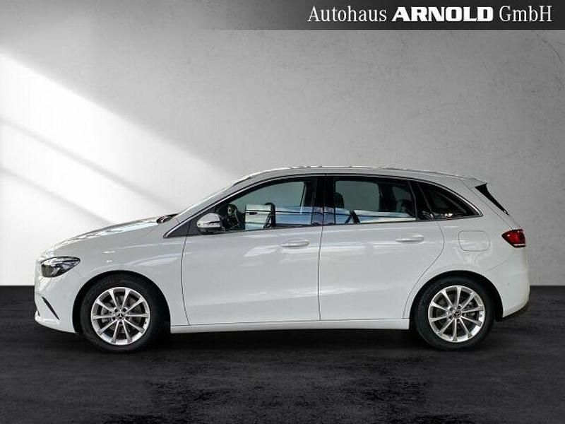 Gebraucht Mercedes B200 Progressive 120 PS (88 kW) 2023 Weiss Van / Kleinbus