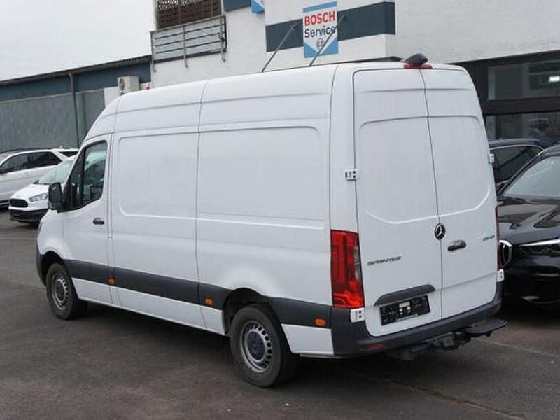 Gebraucht Mercedes Sprinter 163 PS (119 kW) 2020 Andere Van