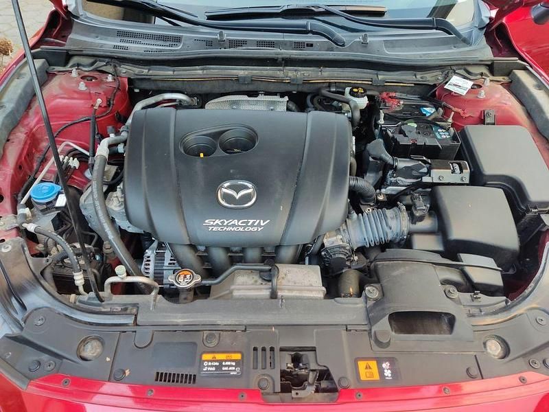 Gebraucht Mazda 3 Center-Line 120 PS (88 kW) 2014 Rot Limousine