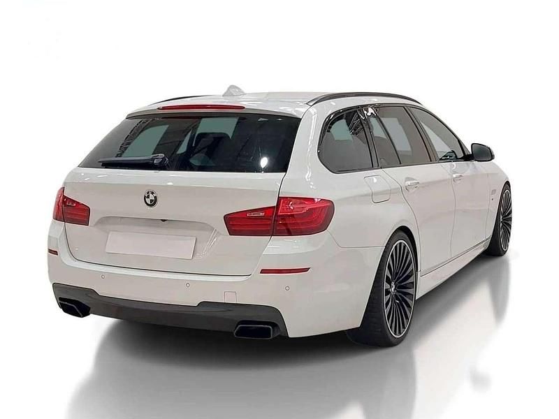 Gebraucht BMW 550 381 PS (280 kW) 2015 Alpinweiss iii Kombi