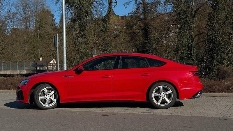 Gebraucht Audi A5 S-Line 204 PS (150 kW) 2021 Rot Coupé