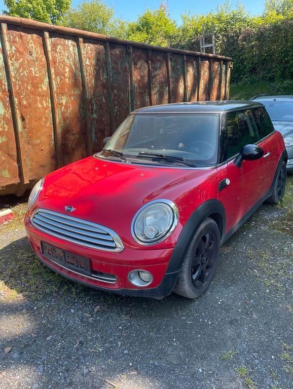 Rot Gebraucht 2009 Mini Cooper Kleinwagen | 2.850 € (Superpreis) - Bild 1/4
