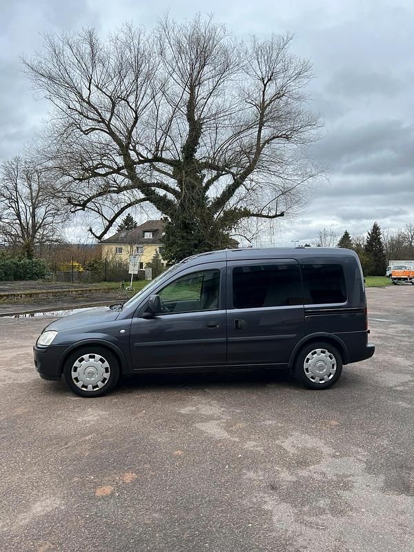 Gebraucht Opel Combo Business 100 PS (73 kW) 2004 Blau Van / Kleinbus