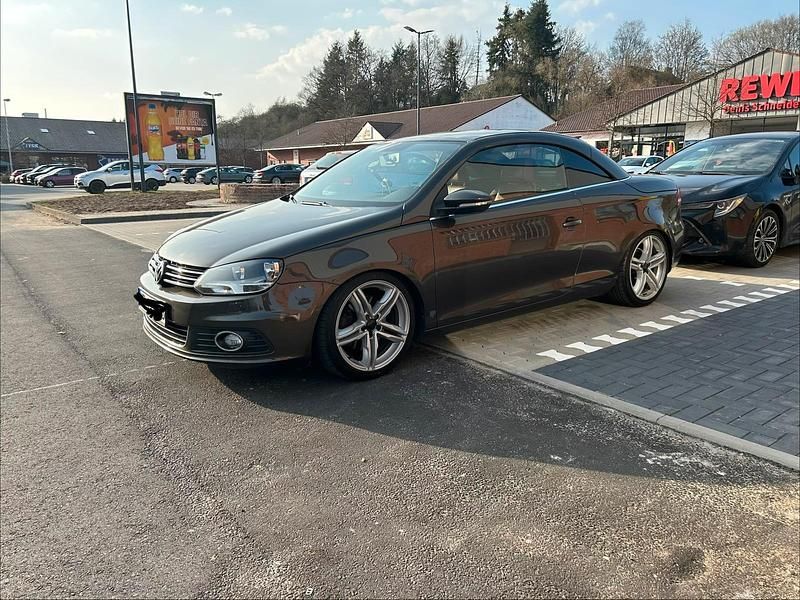 Occasion VW Eos 145 PK (106 kW) 2011 Bruin Cabriolet