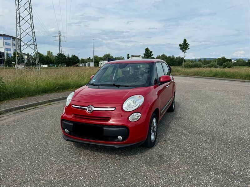 Rot Gebraucht 2013 Fiat 500L Lounge Van / Kleinbus | 3.999 € (Fairer Preis) - Bild 1/4
