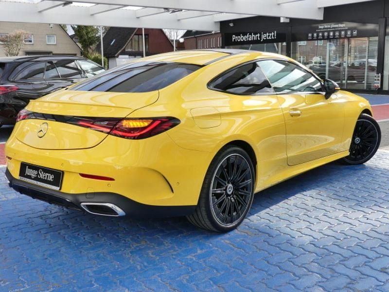 Gebraucht Mercedes 200 AMG 204 PS (150 kW) 2024 Unilack sonnengelb Coupé