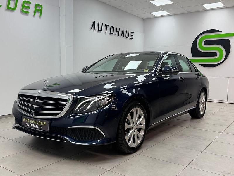 Gebraucht Mercedes E350 Exclusive 258 PS (189 kW) 2016 Blau Limousine