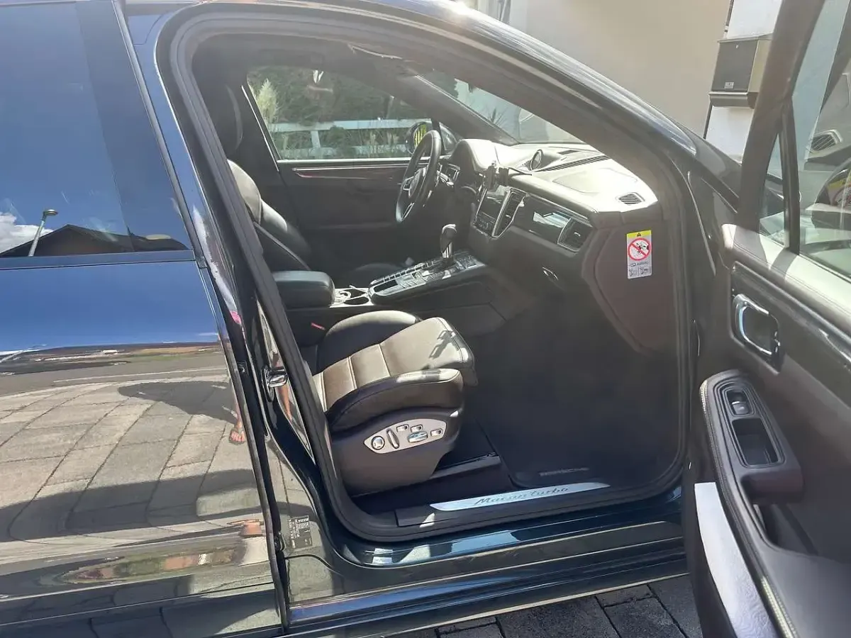 Gebraucht Porsche Macan Turbo 400 PS (294 kW) 2016 Grau SUV