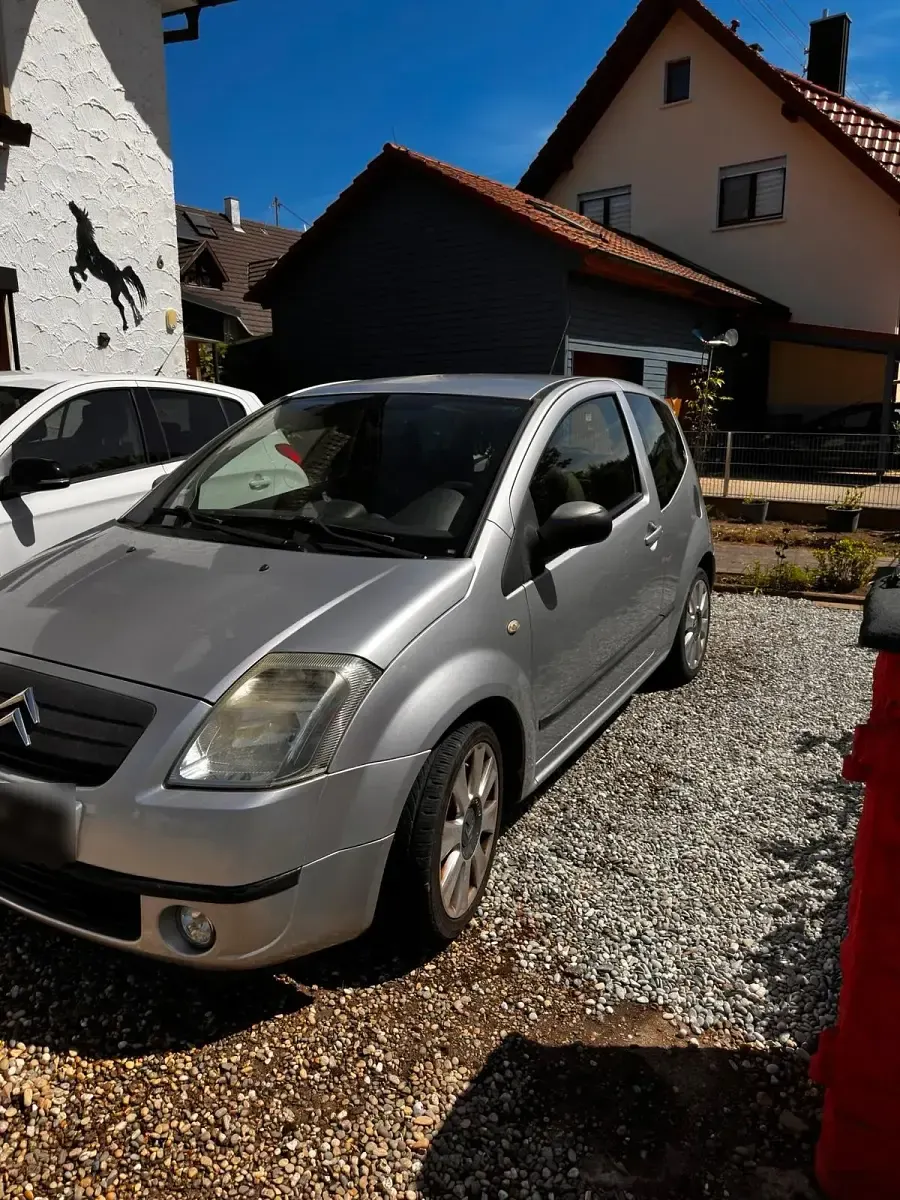 Gebraucht Citroën C2 73 PS (53 kW) 2005 Silber Kleinwagen