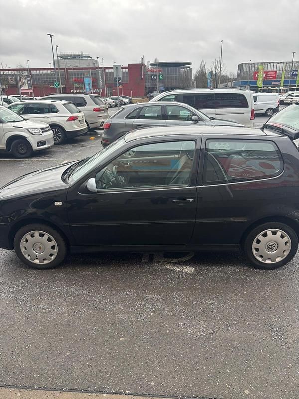 Gebraucht VW Polo 75 PS (55 kW) 2000 Schwarz Kleinwagen