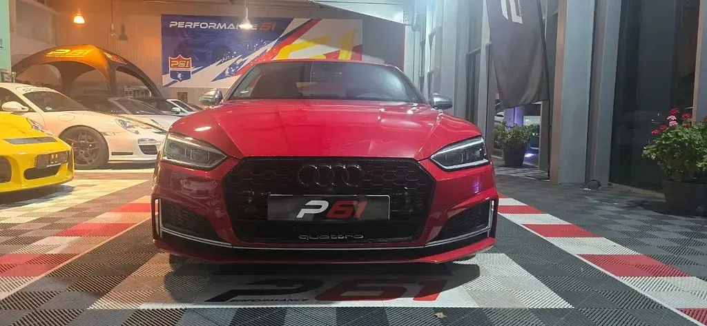 Używany Audi S5 Sport 354 KM (260 kW) 2017 Czerwony Coupe
