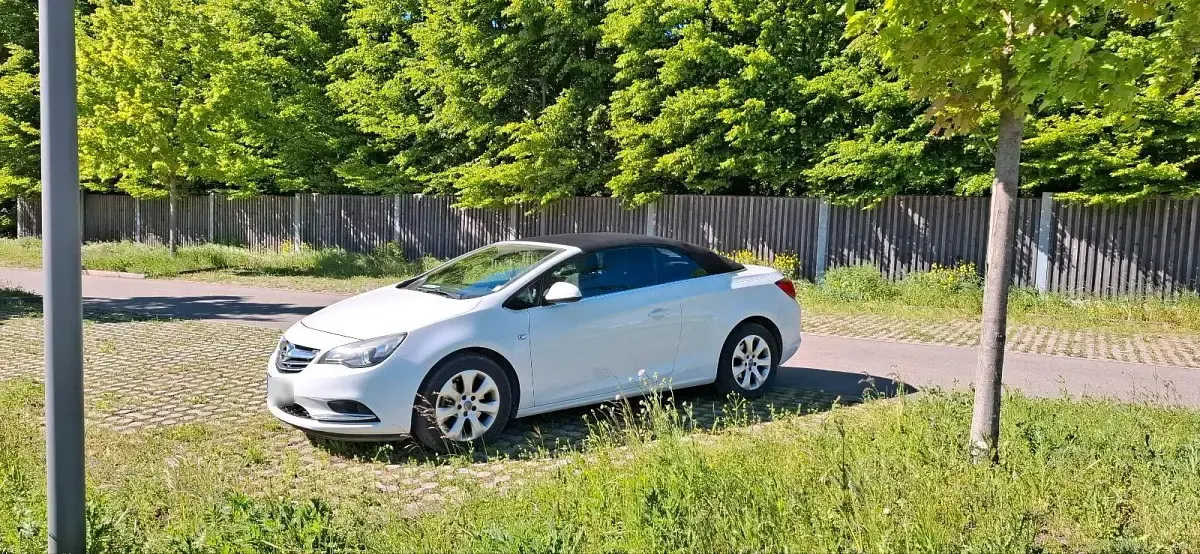 Gebraucht Opel Cascada 140 PS (102 kW) 2013 Weiß Cabrio