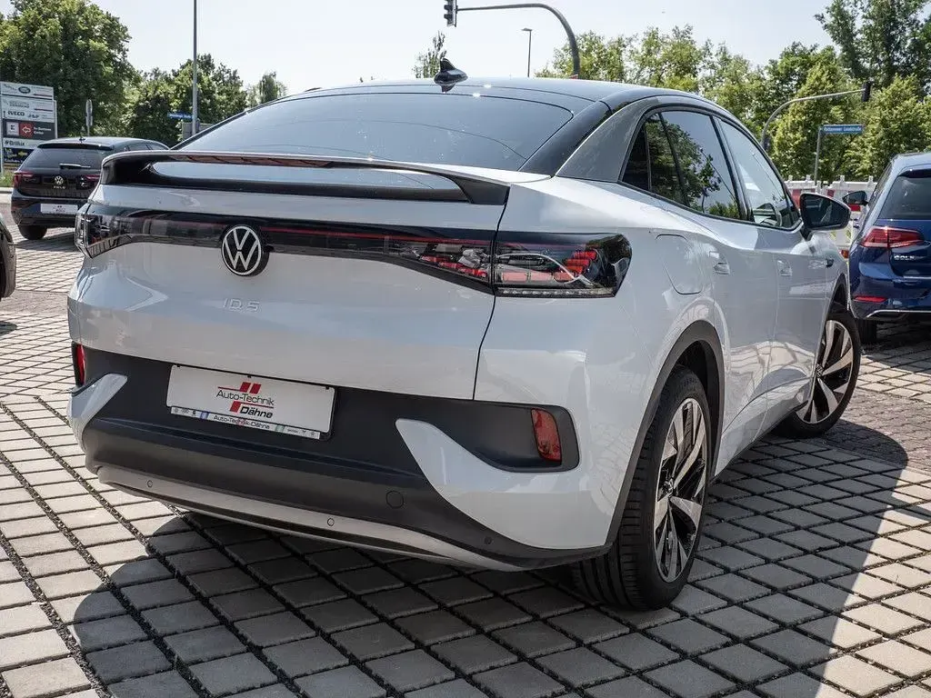 Używany VW ID.5 Pro 127 kW (174 KM) 2022 Biały SUV