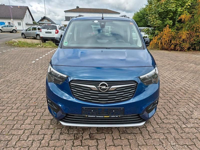 Blau Gebraucht 2021 Opel Combo Life XL Van / Kleinbus | 15.890 € - Bild 1/4