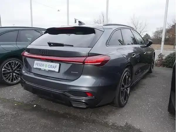 Nouă Audi A5 Ambiente 367 CP (269 kW) 2025 Gri Break