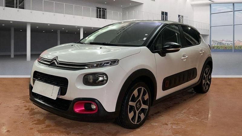 Weiß Gebraucht 2018 Citroën C3 PureTech Limousine | 7.202 € (Fairer Preis) - Bild 1/4