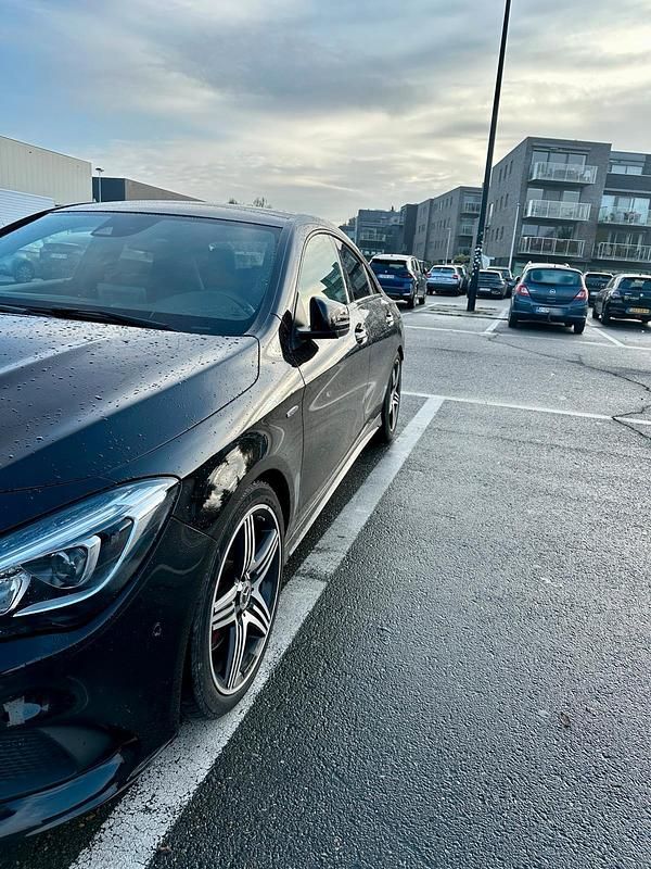 Gebraucht Mercedes CLA250 2018 Schwarz Limousine