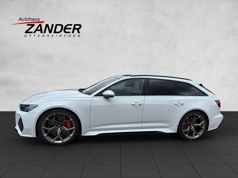 Gebraucht Audi RS6 Advanced 630 PS (463 kW) 2025 Gletscherweiß Kombi
