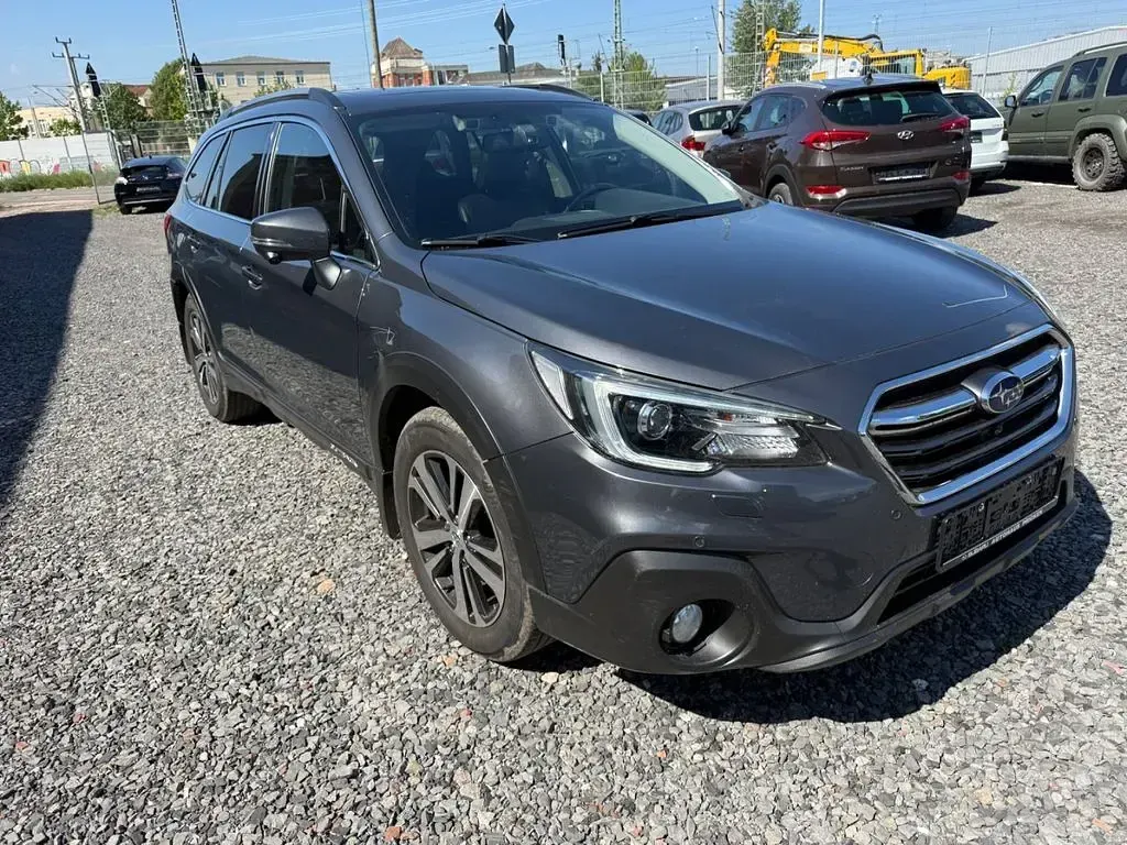 Gebraucht Subaru Outback Sport 175 PS (128 kW) 2021 Grau Kombi