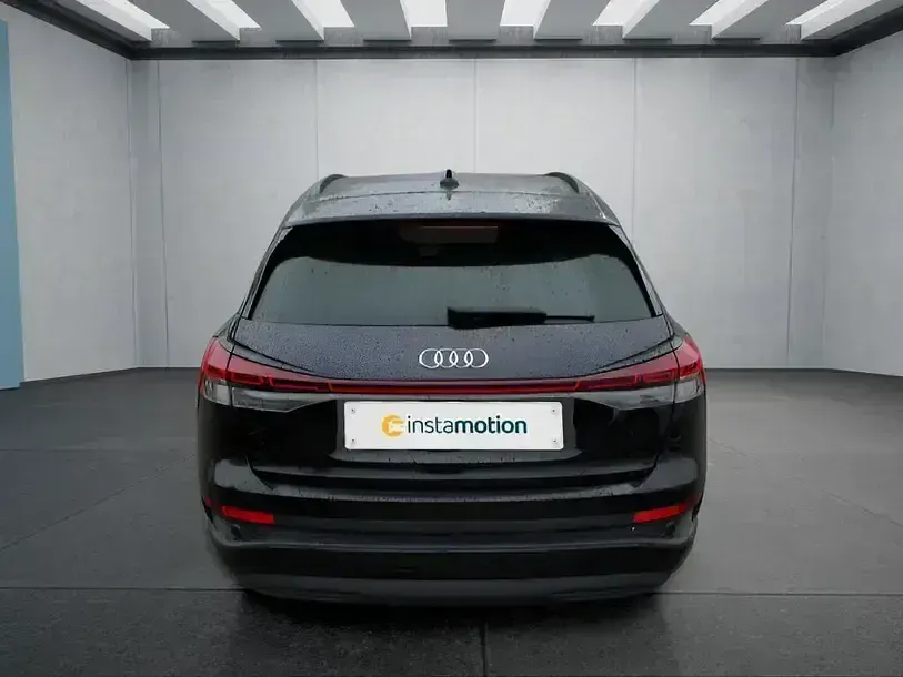 Second-hand Audi Q4 e-tron 150 kW (204 CP) 2023 Negru SUV