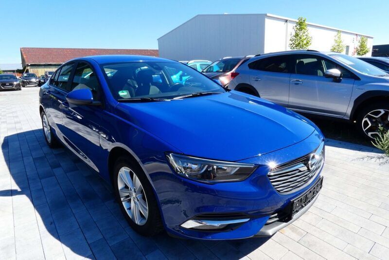 Gebraucht Opel Insignia Business Edition 136 PS (100 kW) 2019 Indigo blau Limousine
