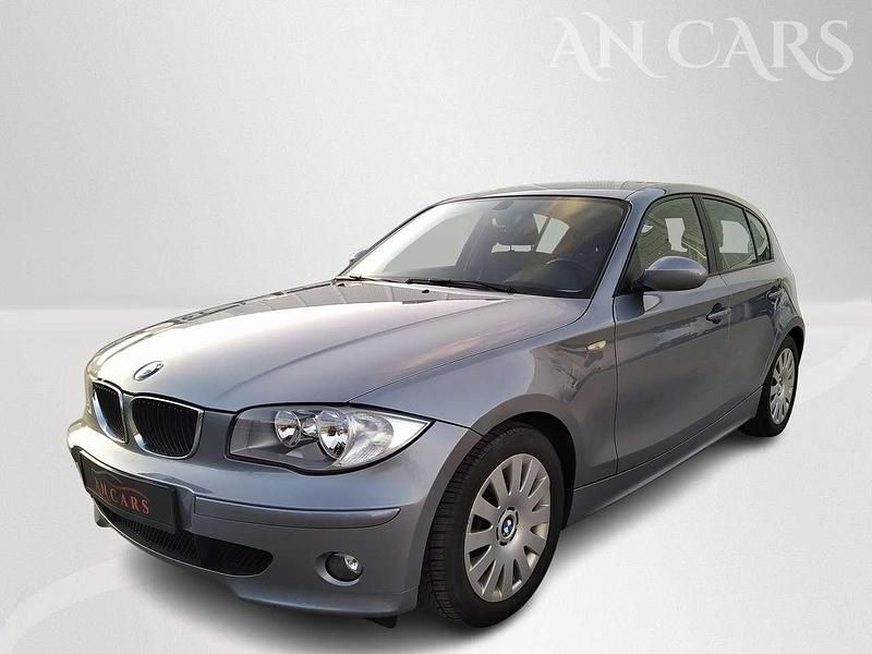 Quarzblau metallic Gebraucht 2005 BMW 118 Advantage Kleinwagen | 3.400 € (Fairer Preis) - Bild 1/4