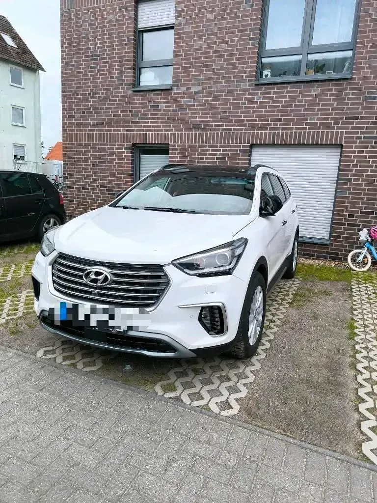 Gebraucht Hyundai Grand Santa Fe 200 PS (147 kW) 2017 Weiß SUV