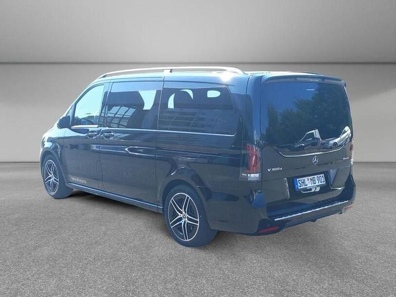 Gebraucht Mercedes V300 Style 237 PS (174 kW) 2024 Obsidianschwarz Van / Kleinbus
