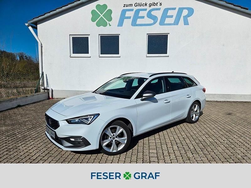 Magnetic grau metallic Gebraucht 2024 Seat Leon FR Kombi | 24.940 € (Guter Preis) - Bild 1/4