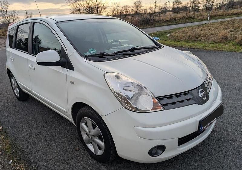 Gebraucht Nissan Note 88 PS (64 kW) 2008 Weiß Kleinwagen