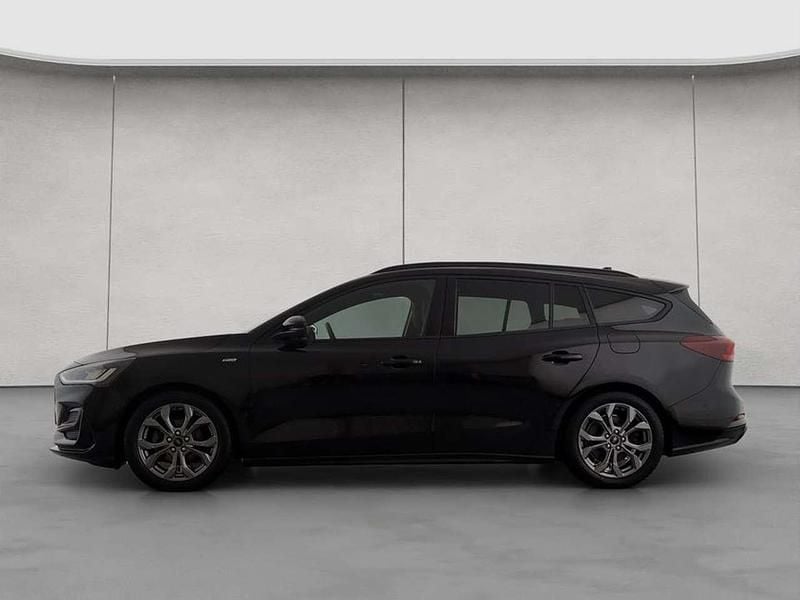 Gebraucht Ford Focus ST-Line X 155 PS (114 kW) 2024 Agate black metallic Kombi