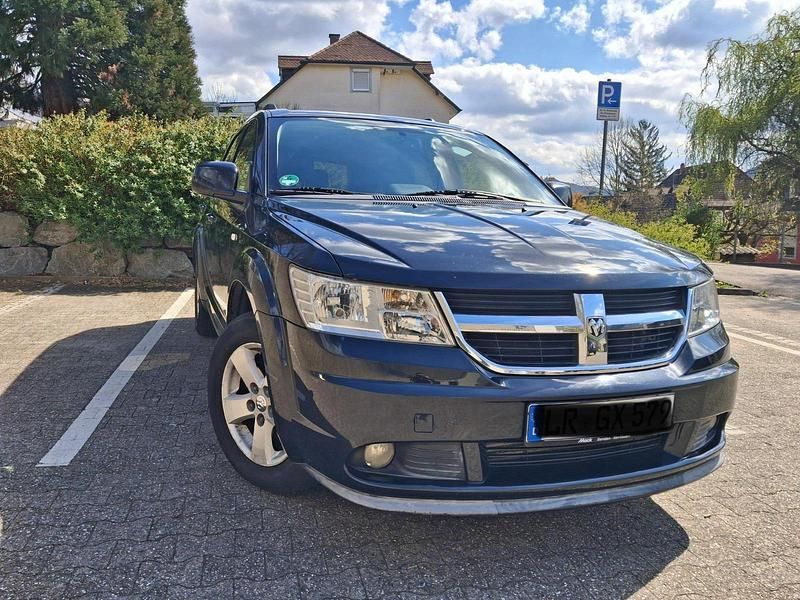 Gebraucht Dodge Journey 140 PS (102 kW) 2010 Schwarz SUV