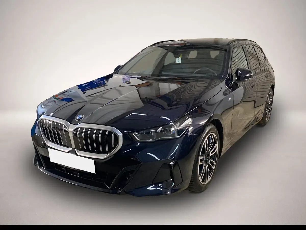 Gebraucht BMW 520 M Sport 197 PS (144 kW) 2025
